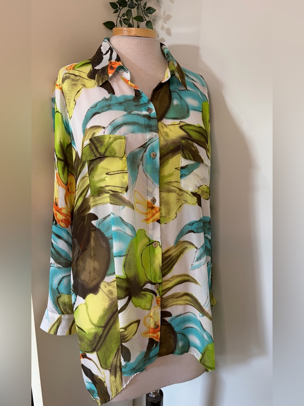 Quintessential long blouse XL